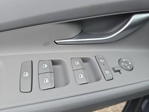 New 2026 Hyundai Elantra Sport image 7