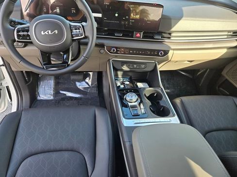 New 2026 Kia Carnival EX image 25