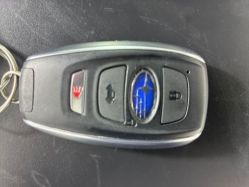Used 2022 Subaru Forester Touring AWD/4WD image 38