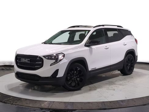 Used 2020 GMC Terrain SLE w/ Driver Convenience Package image 1