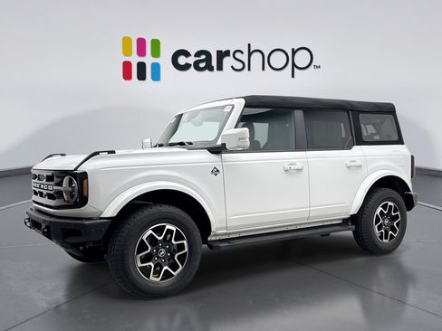 Used 2024 Ford Bronco Outer Banks AWD/4WD image 1