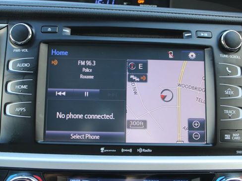 Used 2019 Toyota Highlander XLE image 15