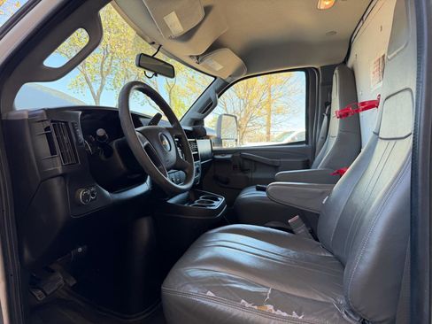 Used 2017 Chevrolet Express 3500 G3500 159 image 39