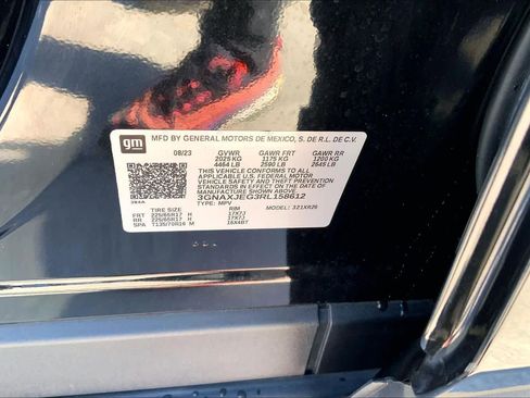 Certified 2024 Chevrolet Equinox LT image 36