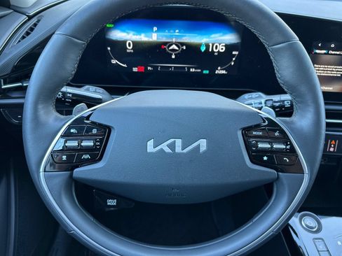 Used 2023 Kia Niro Wind w/ Wind Preserve Package FWD image 23