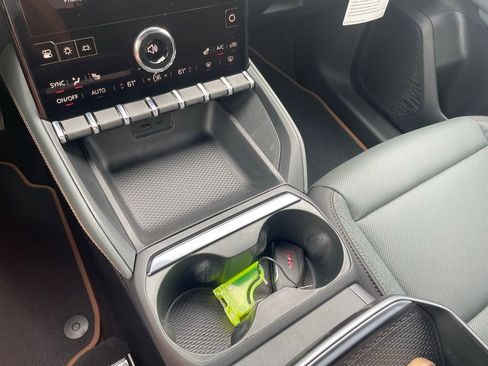 New 2026 GMC Terrain AT4 AWD/4WD image 19