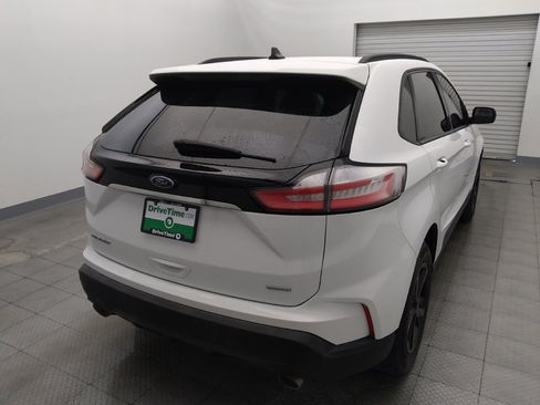 Used 2020 Ford Edge SE FWD image 7