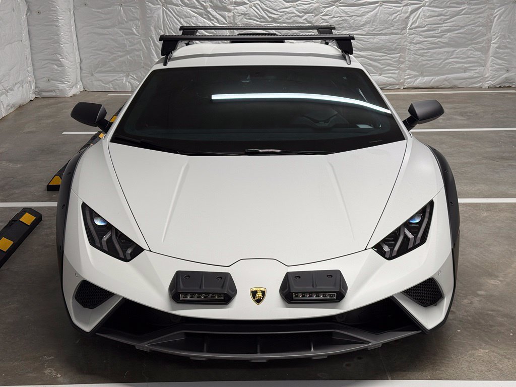Used 2023 Lamborghini Huracan Sterrato AWD/4WD image 27