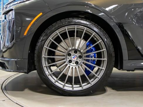 New 2026 BMW ALPINA XB7 AWD/4WD image 7