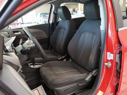 Used 2015 Chevrolet Sonic LT image 2