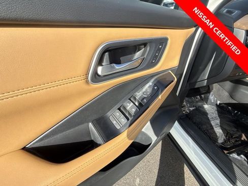 Certified 2023 Nissan Rogue Platinum w/ Platinum Premium Package image 13