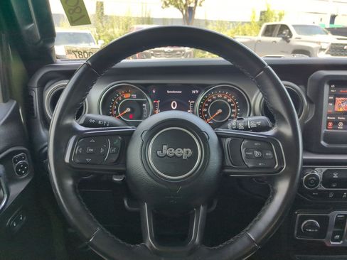 Used 2022 Jeep Wrangler Sport AWD/4WD image 15