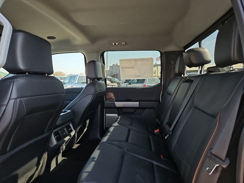 New 2026 Ford F250 Lariat w/ Black Appearance Package image 19