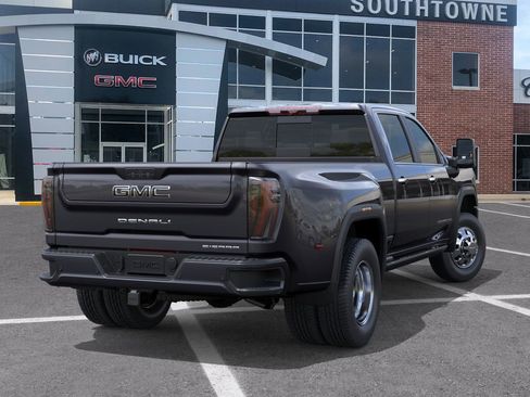 New 2026 GMC Sierra 3500 Denali w/ Denali Reserve Package image 28