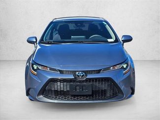 Used 2020 Toyota Corolla LE video 2