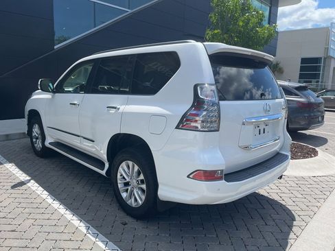 Used 2018 Lexus GX 460 Premium w/ Premium Package AWD/4WD image 8