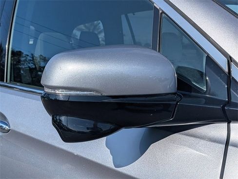 Used 2016 Honda Pilot Touring image 10