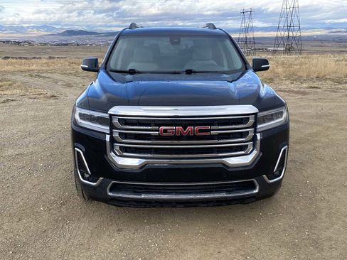 Used 2023 GMC Acadia SLT image 13