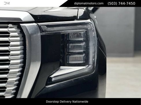 Used 2022 GMC Yukon XL Denali w/ Advanced Technology Package RWD image 13