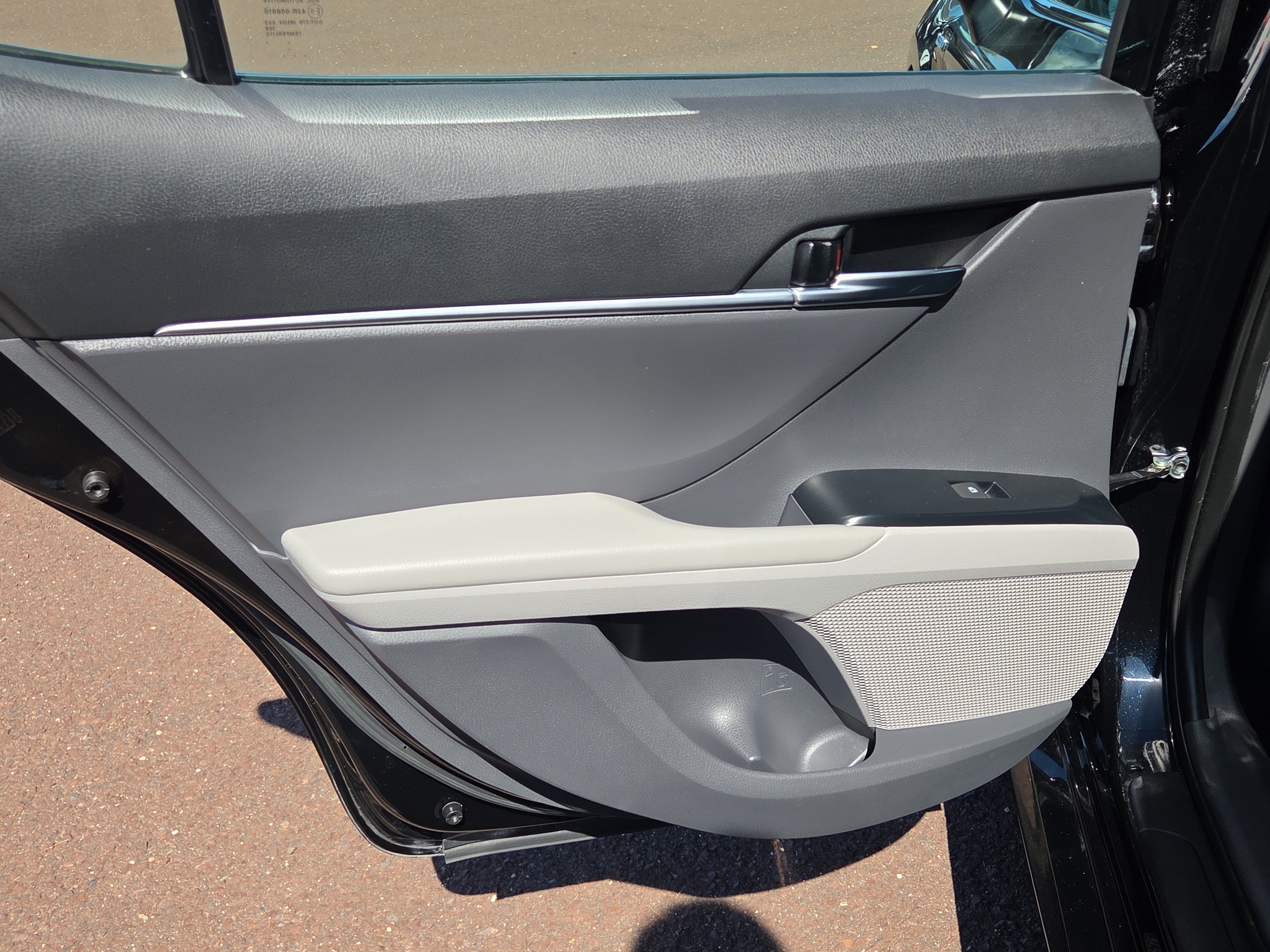 Certified 2020 Toyota Camry LE FWD image 21