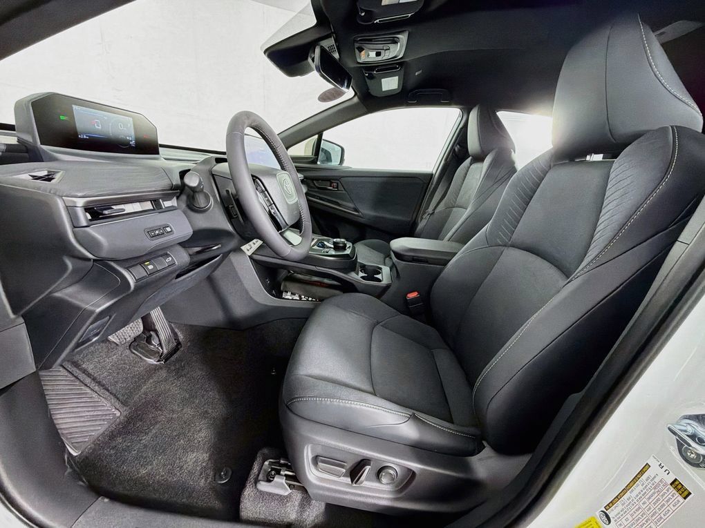 New 2026 Toyota C-HR AWD/4WD image 11