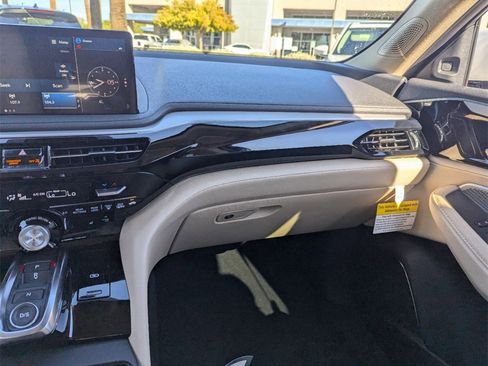 New 2026 Acura MDX SH-AWD image 29