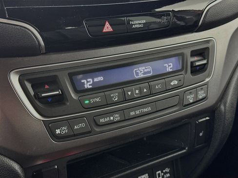 Certified 2023 Honda Passport EX-L image 15