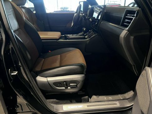 Used 2024 Lexus GX 550 AWD/4WD image 29