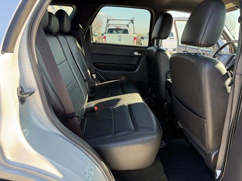 Used 2011 Ford Escape Limited image 18
