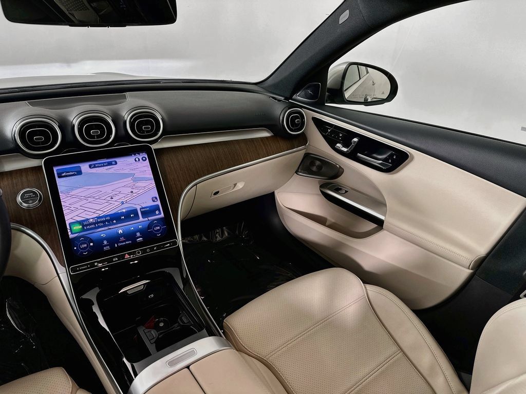 Certified 2023 Mercedes-Benz C 300 Sedan image 24