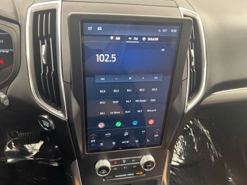 Used 2024 Ford Edge Titanium w/ Titanium Elite Package AWD/4WD image 18