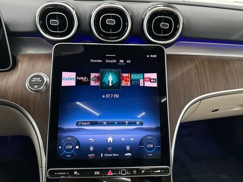 Used 2025 Mercedes-Benz C 300 Sedan image 14