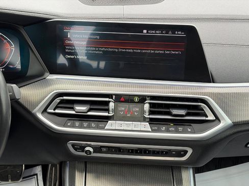 Used 2021 BMW X5 xDrive40i w/ M Sport Package AWD/4WD image 15