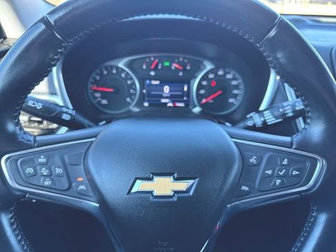 Used 2021 Chevrolet Equinox LT image 11