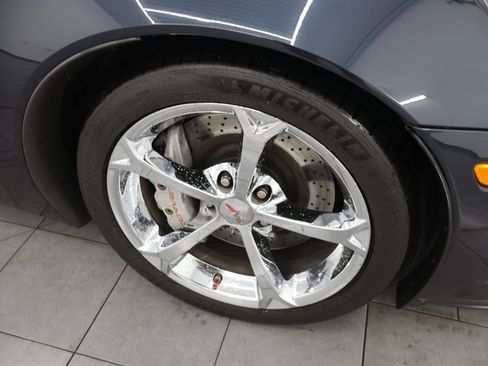 Used 2013 Chevrolet Corvette Grand Sport RWD image 3
