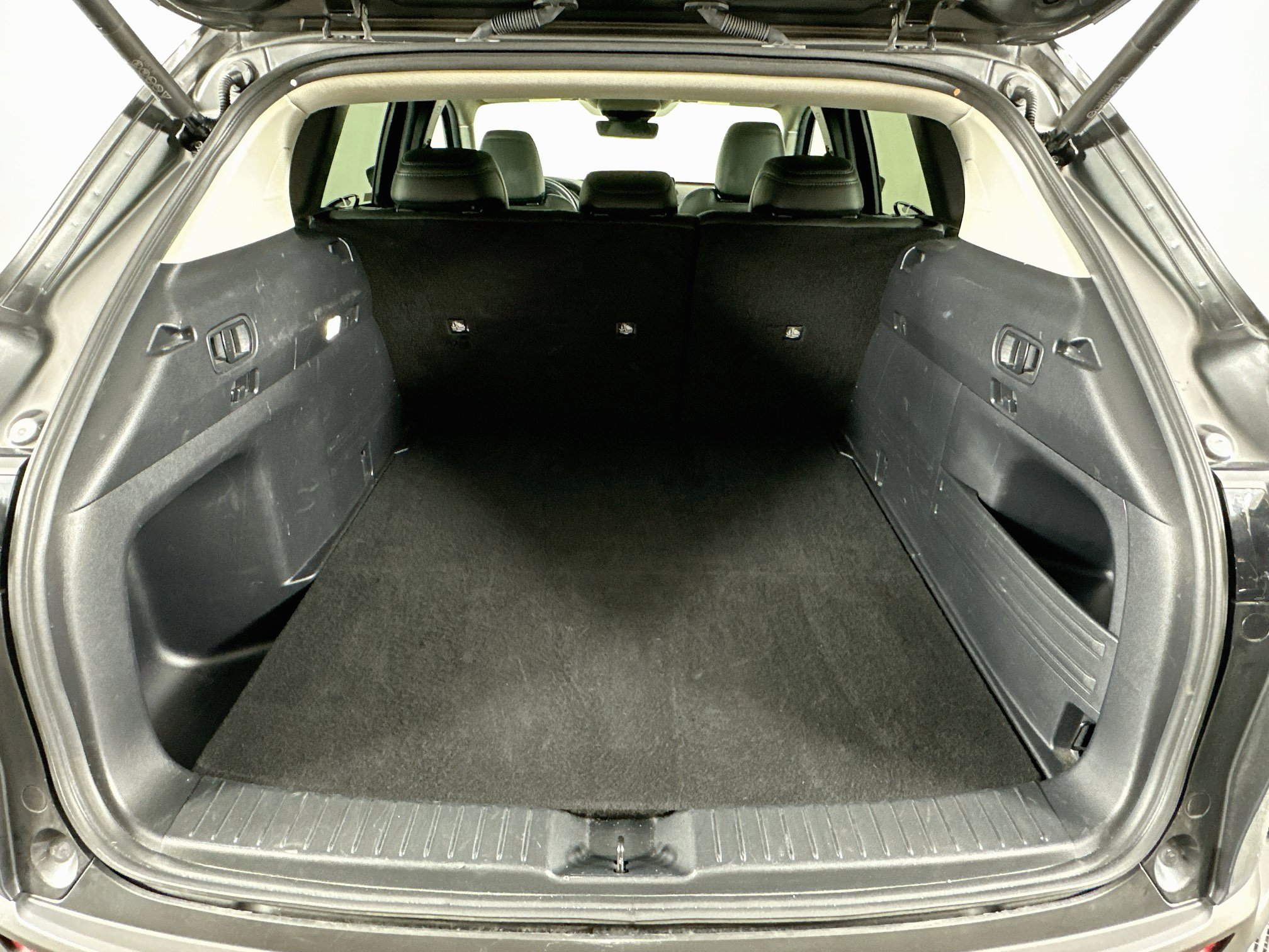 Used 2025 MAZDA CX-50 AWD 2.5 Hybrid w/ Premium Pkg image 29