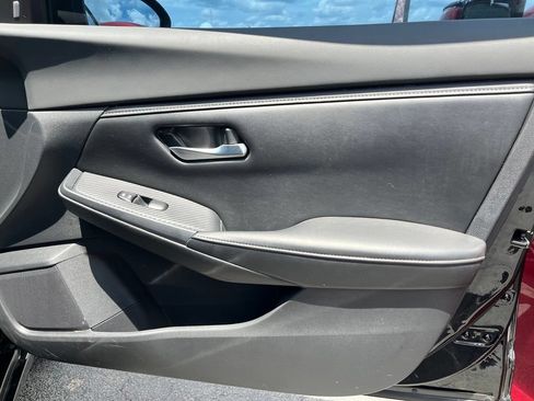 Used 2022 Nissan Sentra SV FWD image 33