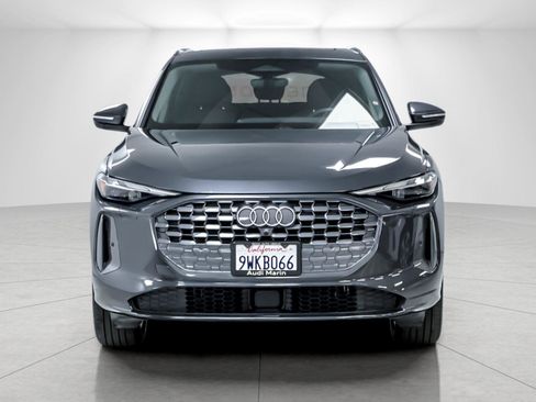 Certified 2025 Audi Q5 Premium w/ Convenience Package AWD/4WD image 8