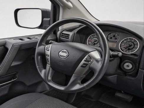 Used 2014 Nissan Titan SV w/ SV Value Truck Package AWD/4WD image 13