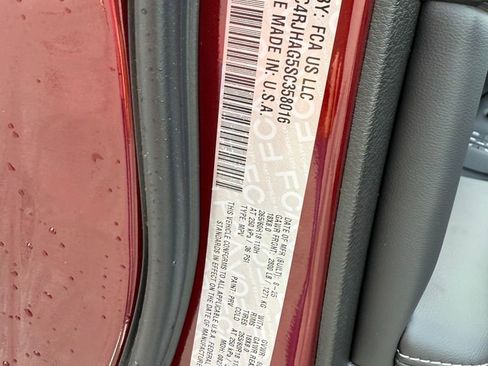 New 2025 Jeep Grand Cherokee Laredo X w/ Luxury Tech Group I image 26