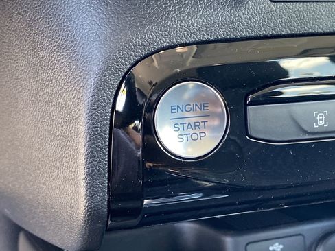 New 2026 Ford Escape Active w/ Active Premium Tech Pack FWD image 30