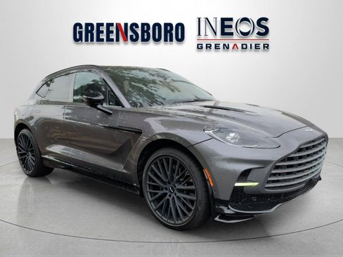 Used 2025 Aston Martin DBX 707 AWD/4WD image 7
