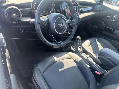 Used 2021 MINI Cooper 2-Door Hardtop w/ 6.5" Touchscreen Package FWD image 12