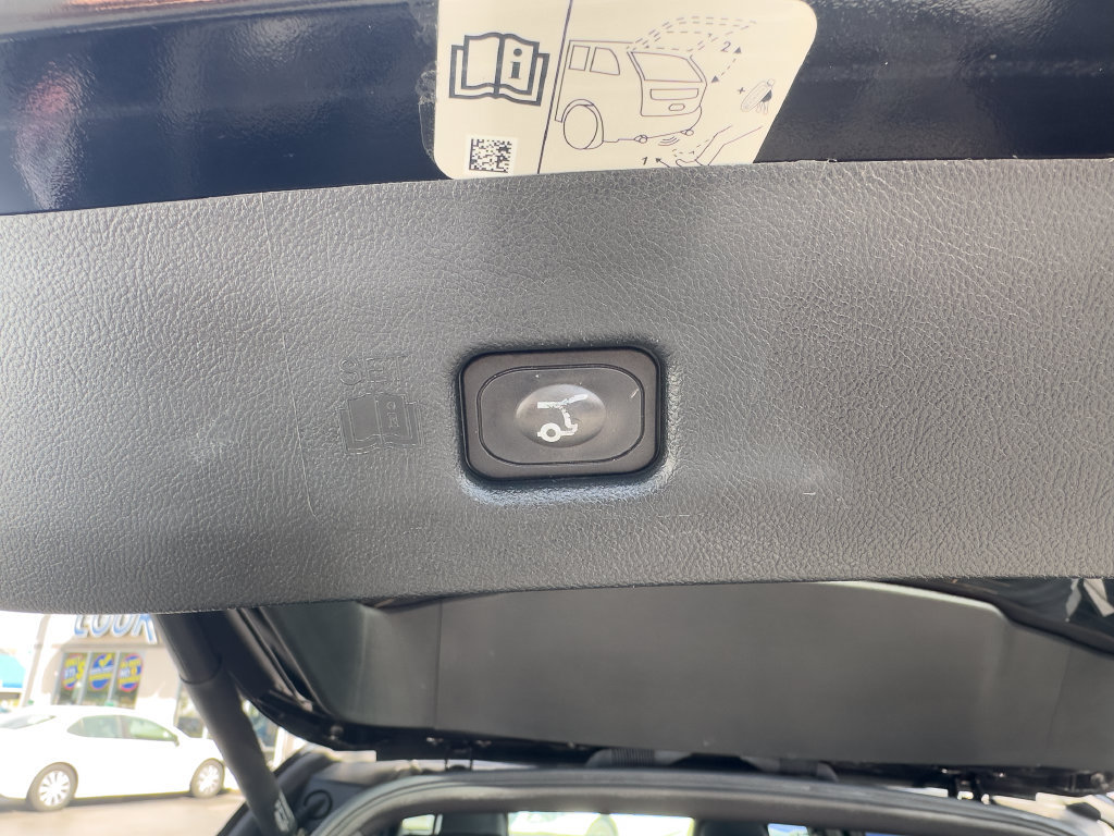 Used 2019 Lincoln Nautilus Reserve AWD/4WD image 18