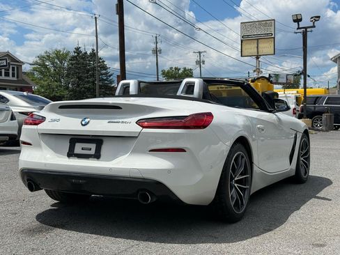 Used 2019 BMW Z4 sDrive30i w/ Convenience Package RWD image 9