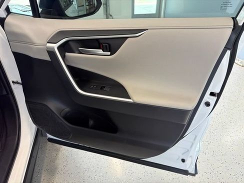 Used 2025 Toyota RAV4 Limited w/ Weather Package AWD/4WD image 41