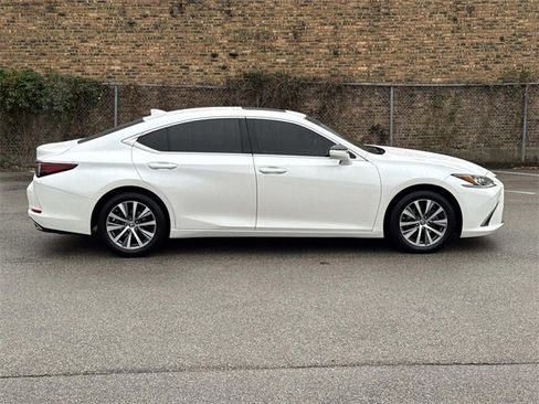 Certified 2020 Lexus ES 350 image 4