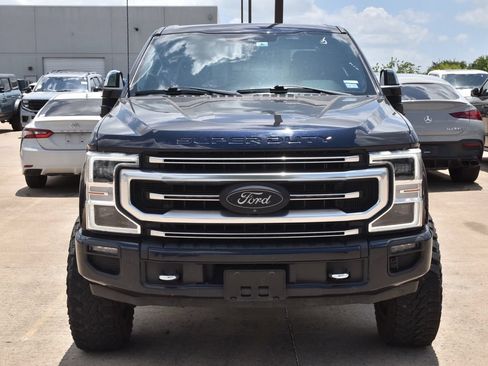 Used 2021 Ford F250 Platinum w/ FX4 Off-Road Package AWD/4WD image 3