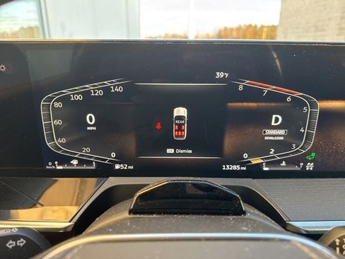 Certified 2025 INFINITI QX80 Sensory image 17