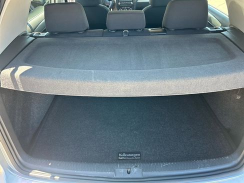 Used 2014 Volkswagen Golf 4-Door FWD image 13